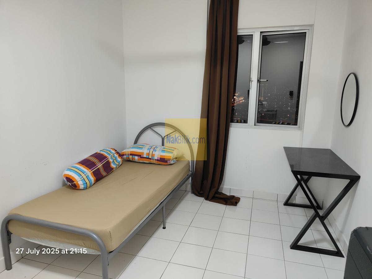 Single room available (male) in Kuchai Lama, Kuala Lumpur (4295)